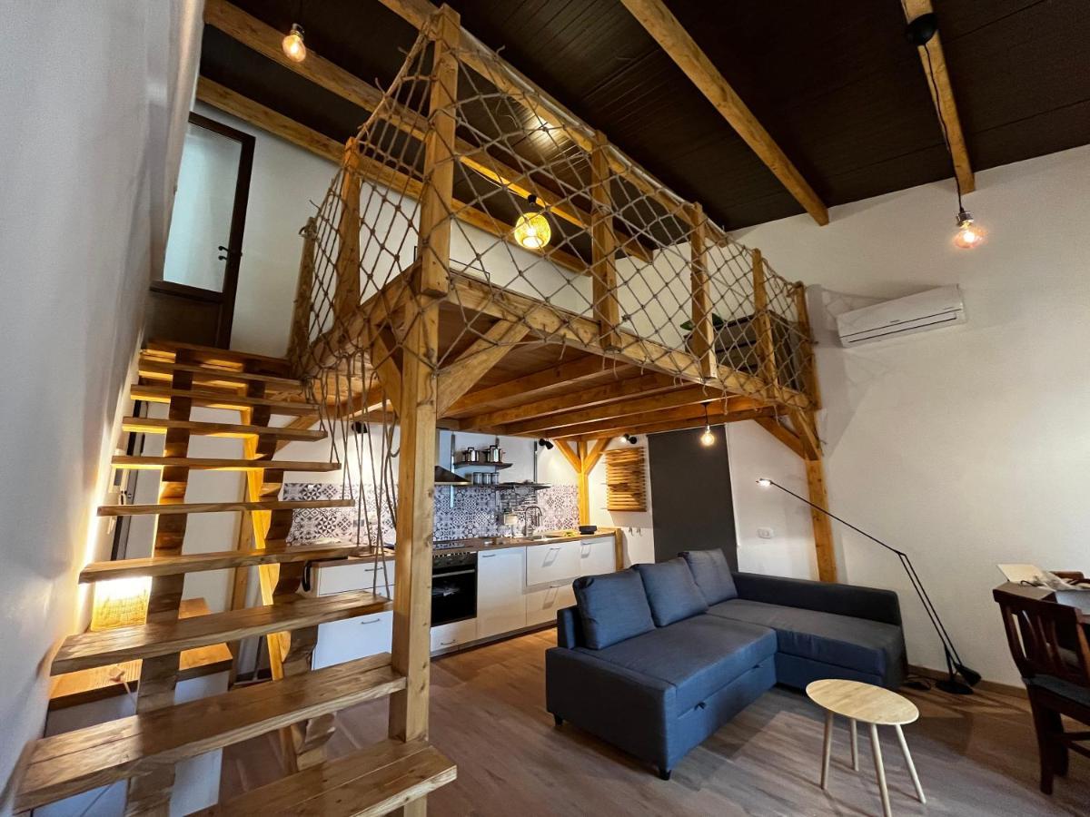 A Casa Del Conte Apartment ปาแลร์โม ภายนอก รูปภาพ